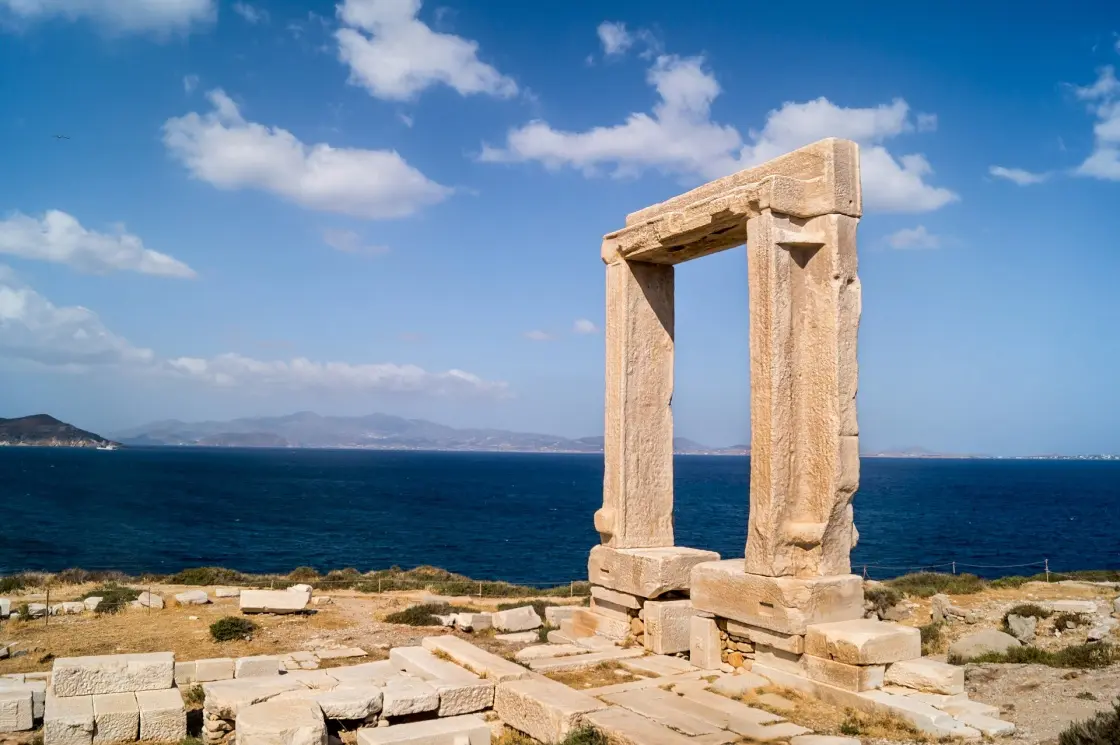 📍 Naxos